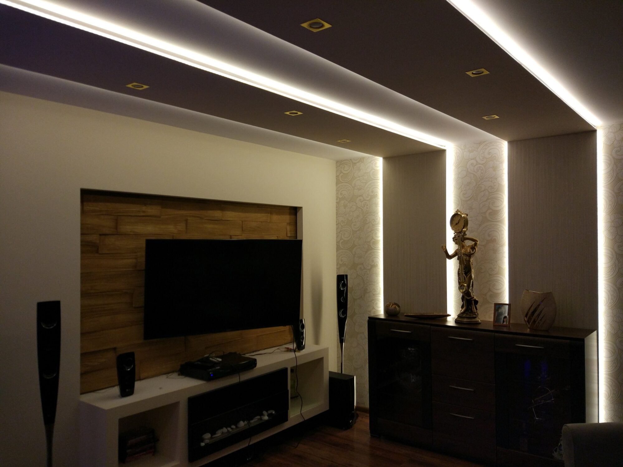 nowoczesby sufit led 
